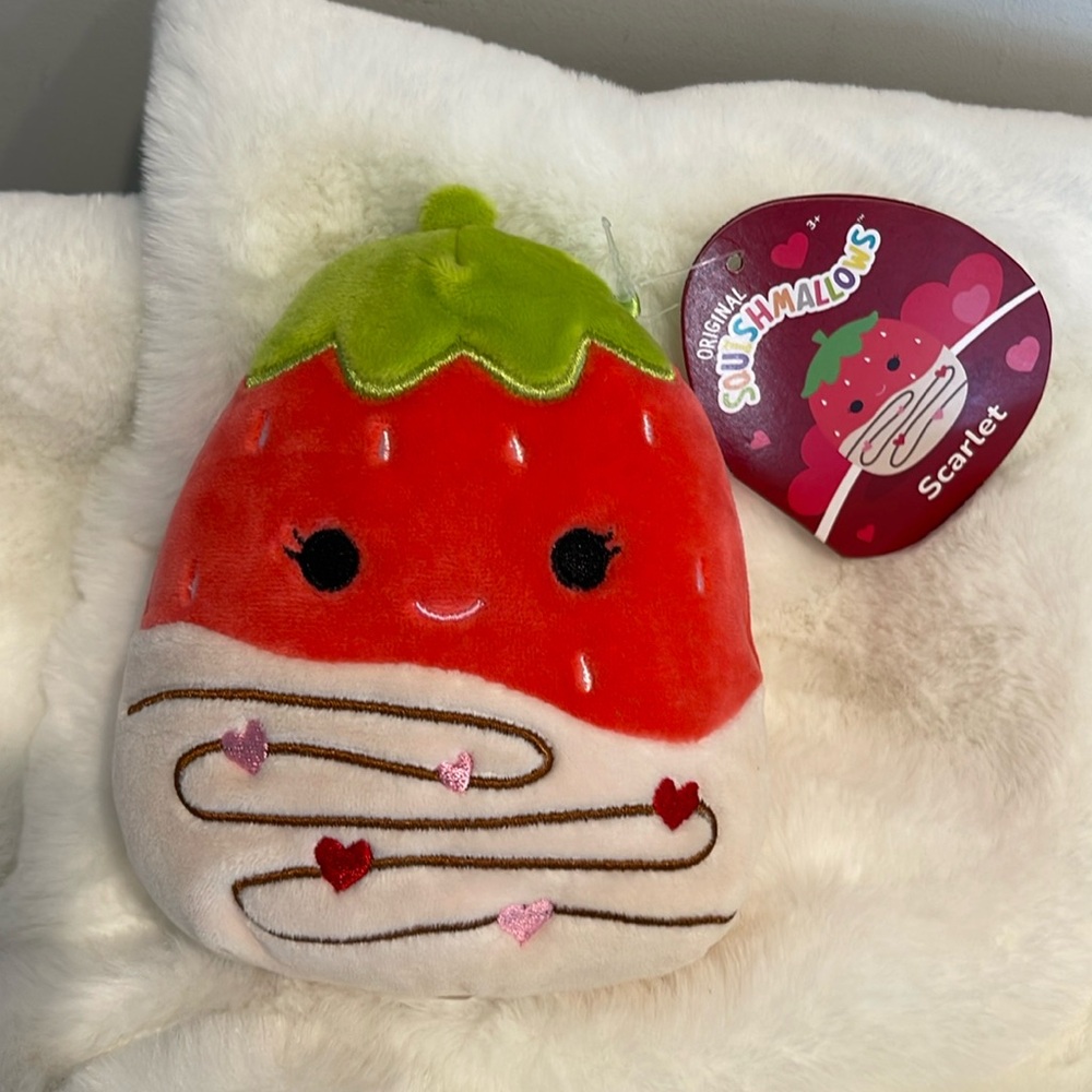 Squishmallows Scarlet the White chocolate Strawberry 5”